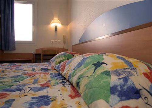 Brit Hotel Essentiel Saint-Flour Luaran gambar